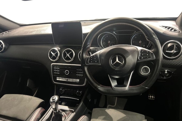 Used Mercedes-Benz A-Class 2018 for sale - 76303544: Photo 9