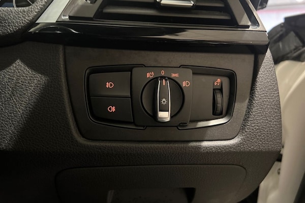 Used BMW 4 Series 2016 for sale - 76333142: Photo 32