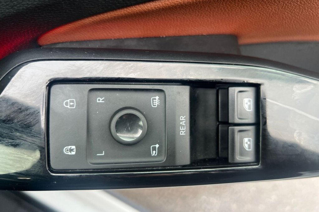 Used Volkswagen ID.4 2021 for sale - 77421887: Photo 25