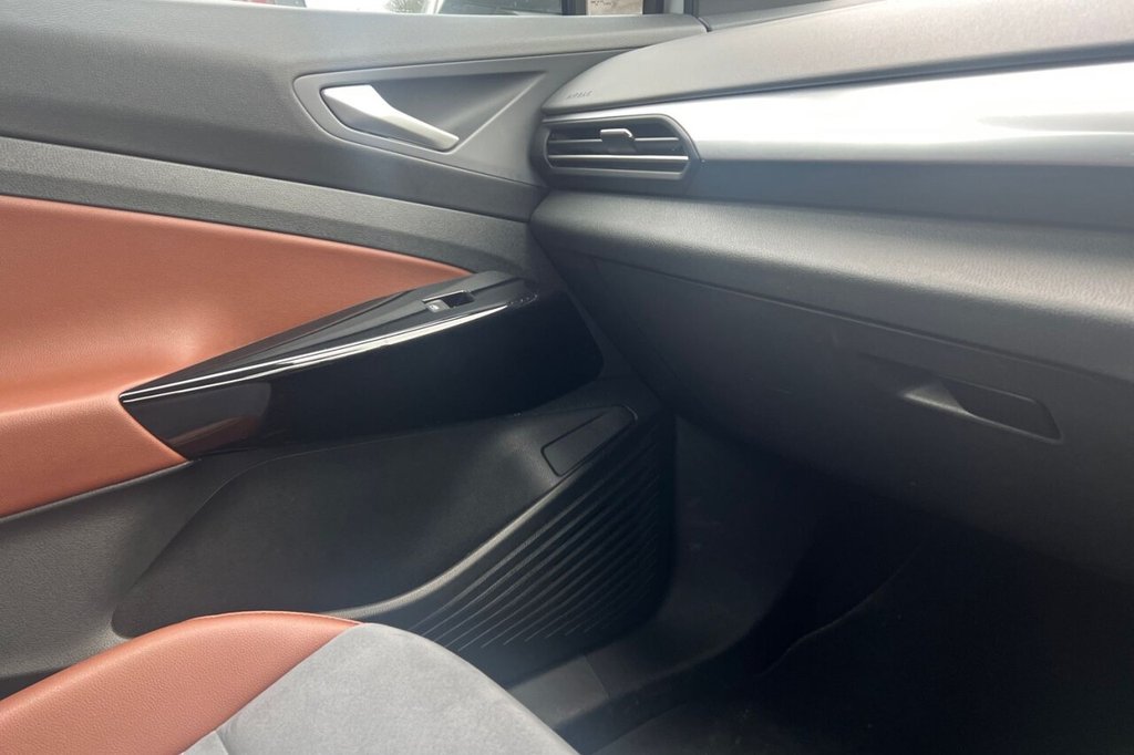 Used Volkswagen ID.4 2021 for sale - 77421887: Photo 36