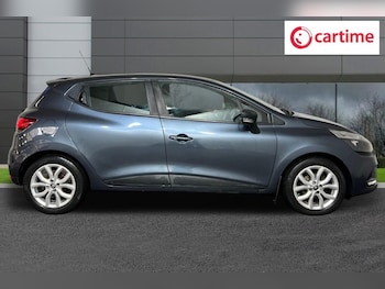 Used Renault Clio 2017 for sale - 76185252: Photo