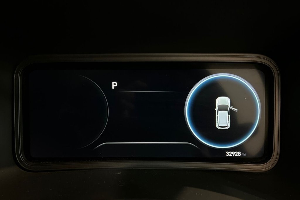 Used Hyundai KONA 2021 for sale - 76867342: Photo 15