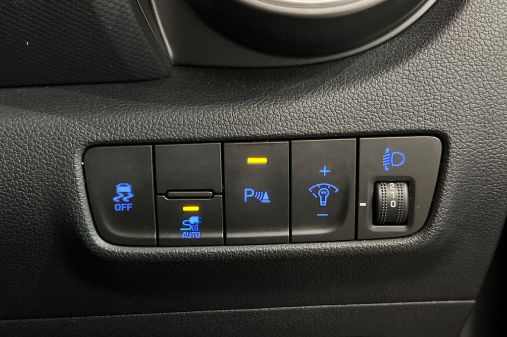 Used Hyundai KONA 2021 for sale - 76867342: Photo 38