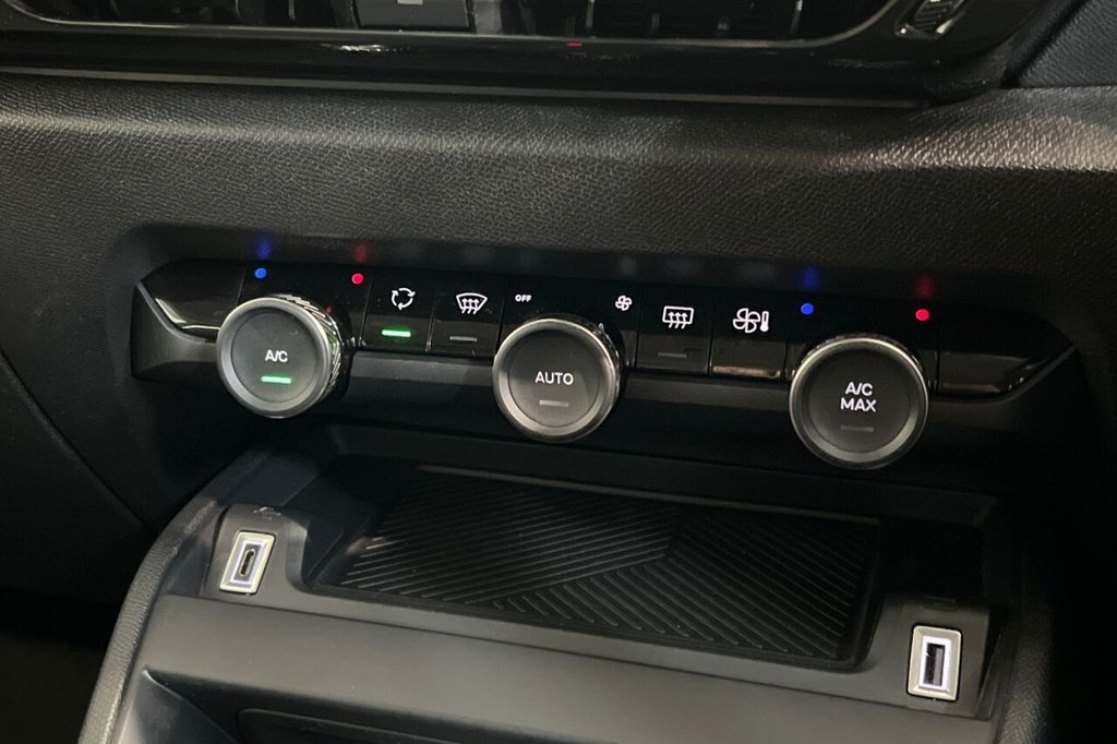 Used Citroen C4 2023 for sale - 76642128: Photo 34