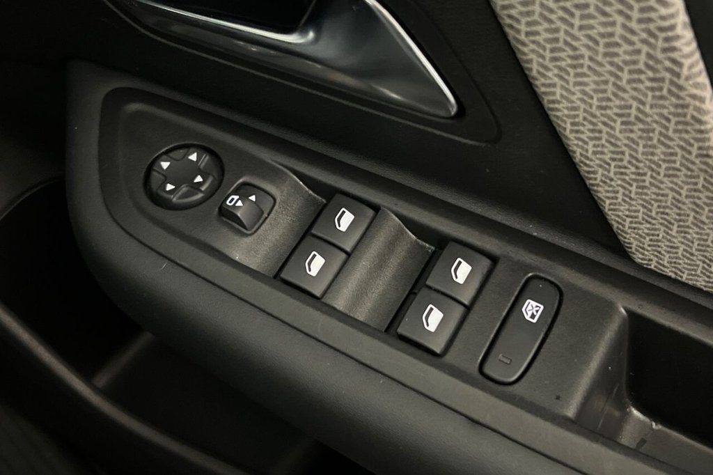 Used Citroen C4 2023 for sale - 76642128: Photo 38