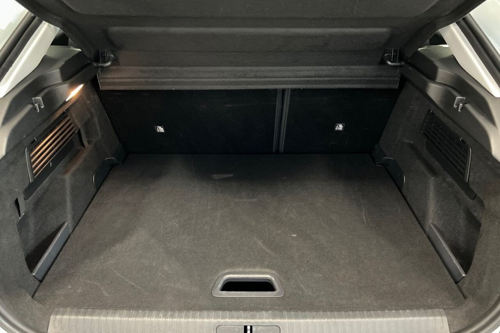 Used Citroen C4 2023 for sale - 76642128: Photo 40