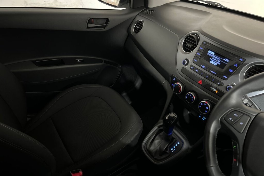 Used Hyundai i10 2020 for sale - 77520507: Photo 22