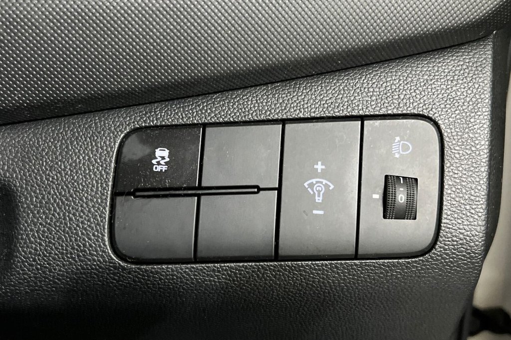 Used Hyundai i10 2020 for sale - 77520507: Photo 25