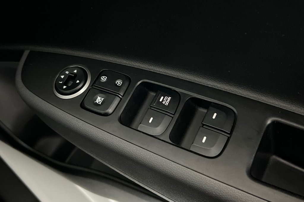 Used Hyundai i10 2020 for sale - 77520507: Photo 32