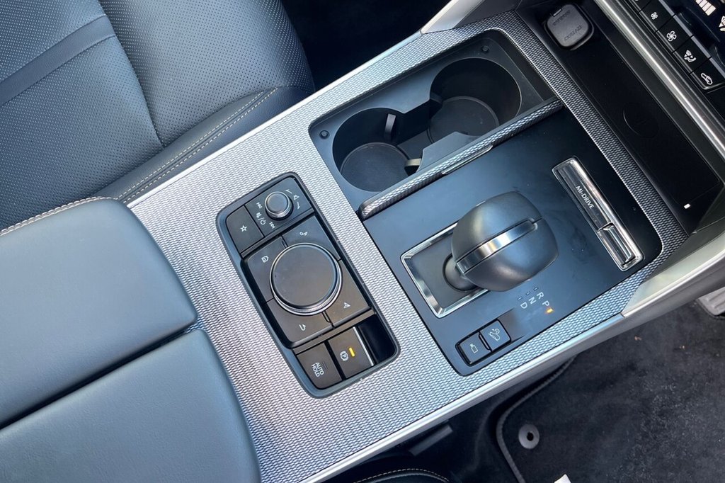 Used Mazda CX-60 2024 for sale - 76717220: Photo 46