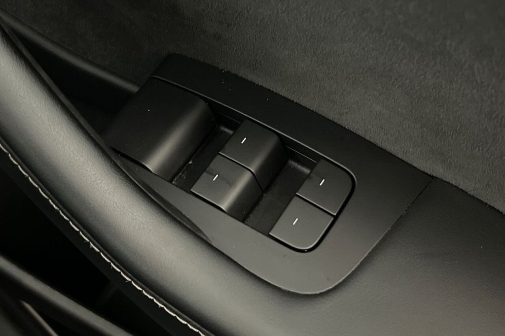 Used Tesla Model 3 2022 for sale - 76279633: Photo 38