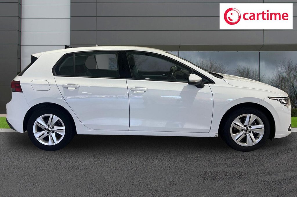 Used Volkswagen Golf 2023 for sale - 76900604: Photo 2