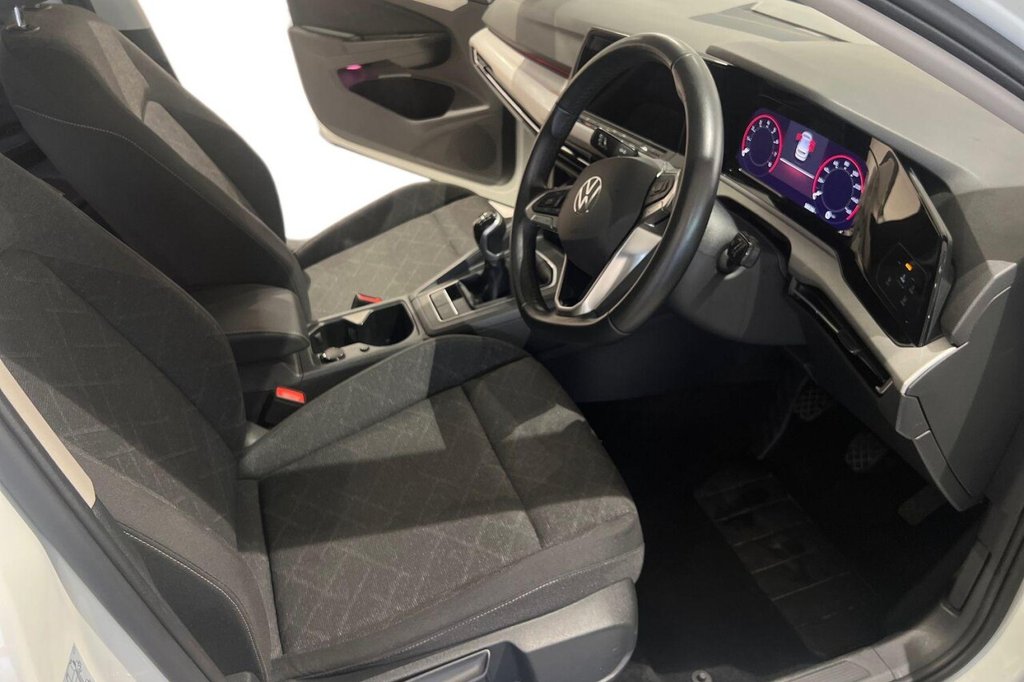 Used Volkswagen Golf 2023 for sale - 76900604: Photo 9