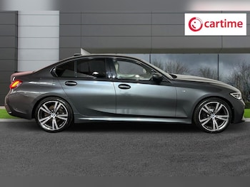 Used BMW 3 Series 2019 for sale - 77212359: Photo