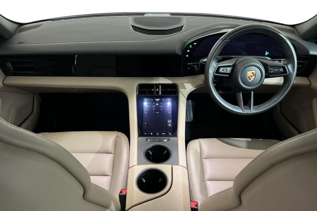 Used Porsche Taycan 2022 for sale - 76717162: Photo 12