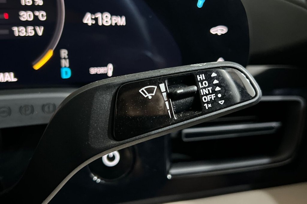 Used Porsche Taycan 2022 for sale - 76717162: Photo 30