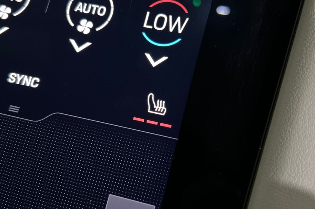 Used Porsche Taycan 2022 for sale - 76717162: Photo 38