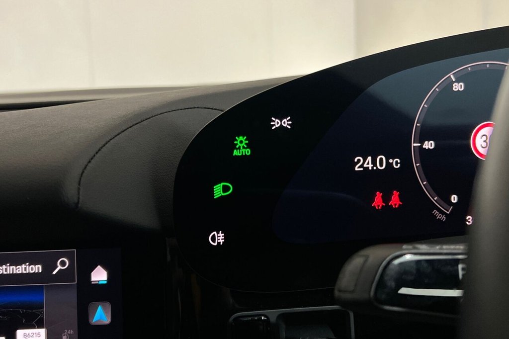 Used Porsche Taycan 2022 for sale - 76717162: Photo 39