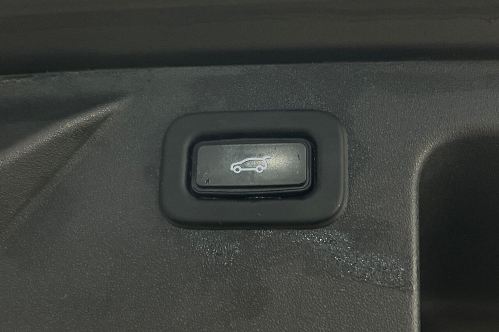 Used Land Rover Discovery Sport 2021 for sale - 76973401: Photo 43