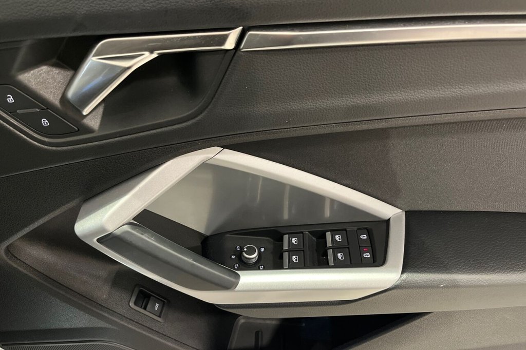 Used Audi Q3 2023 for sale - 77642222: Photo 24