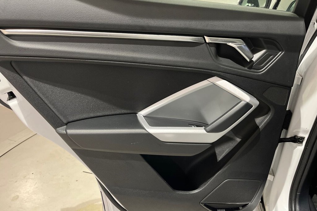 Used Audi Q3 2023 for sale - 77642222: Photo 31