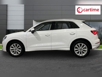 Used Audi Q3 2023 for sale - 77642222: Photo