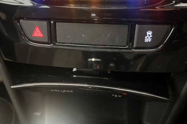 Used Vauxhall Mokka X 2018 for sale - 76223105: Photo 30