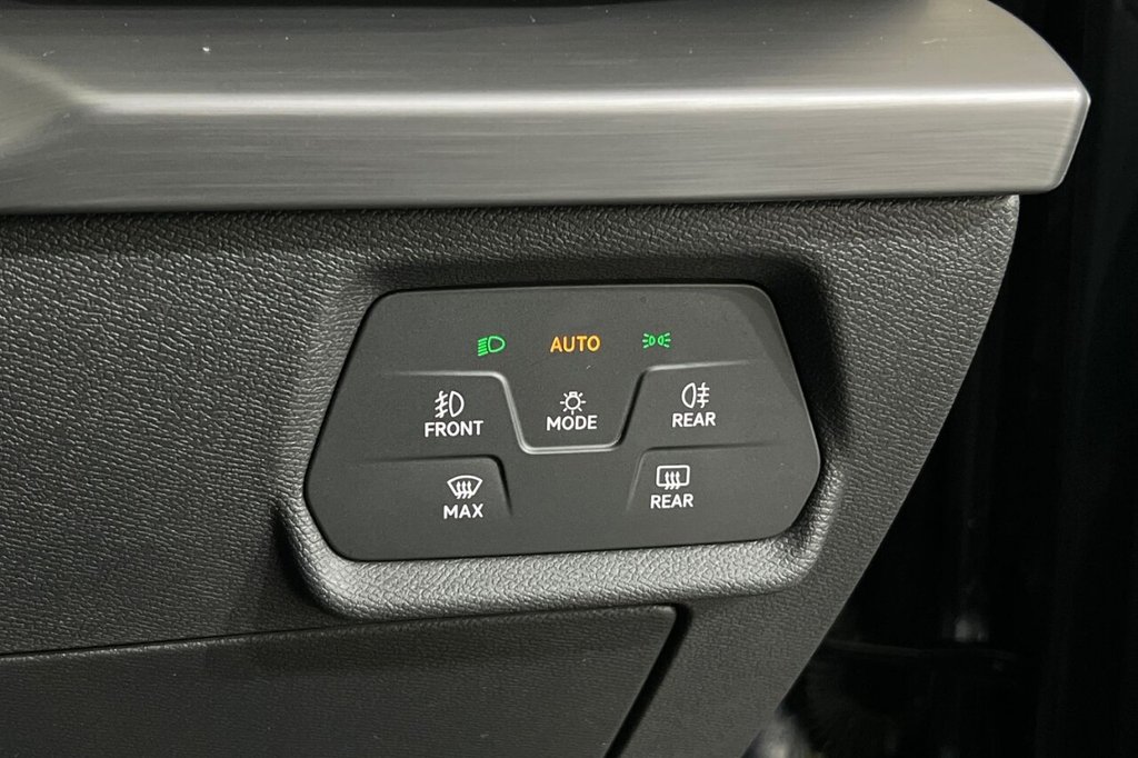 Used SEAT Leon 2023 for sale - 76569859: Photo 35