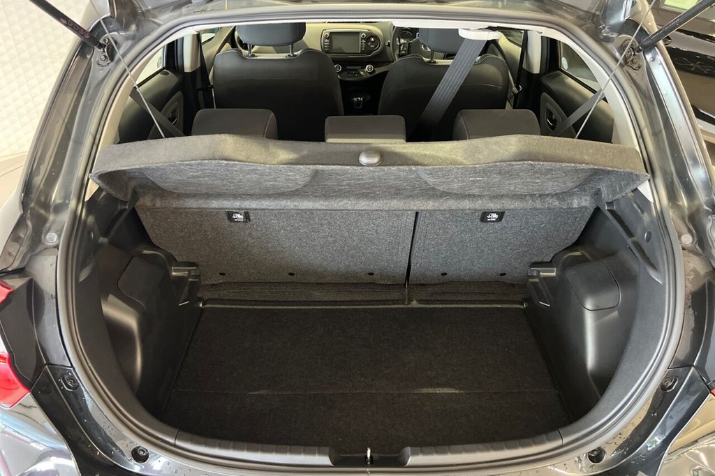 Used Toyota Yaris 2019 for sale - 75979755: Photo 34