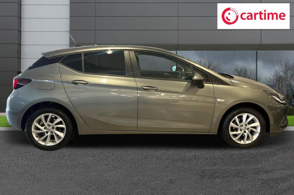 Used Vauxhall Astra 2018 for sale - 76454125: Photo 2
