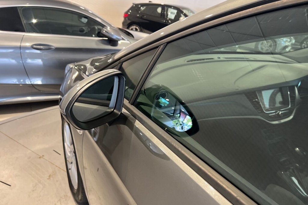 Used Vauxhall Astra 2018 for sale - 76454125: Photo 31