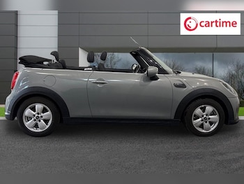 Used MINI Convertible 2022 for sale - 79032350: Photo