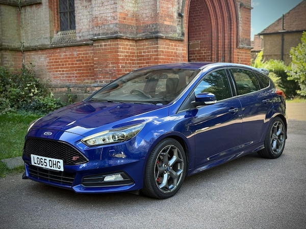 Used Ford Focus 2015 for sale - 76286982: Photo 5