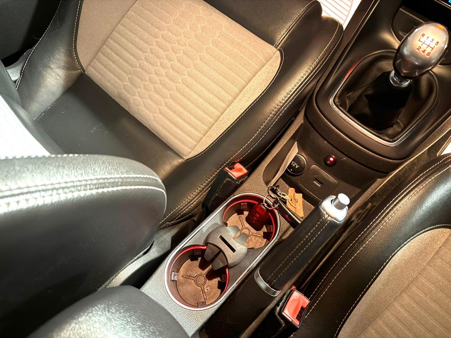 Used Ford Fiesta 2016 for sale - 76719009: Photo 7