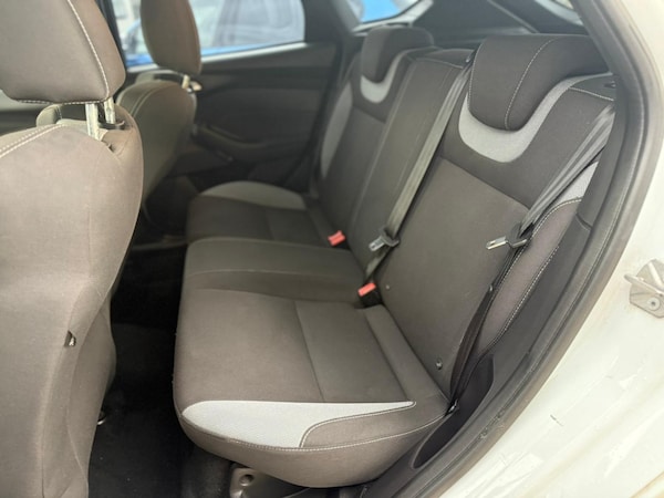 Used Ford Focus 2015 for sale - 76286990: Photo 10