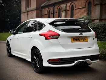 Used Ford Focus 2015 for sale - 76286990: Photo 4