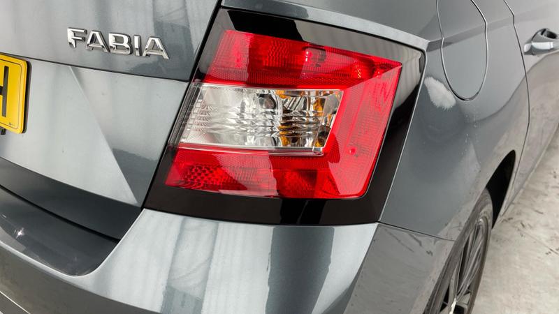 Used Skoda Fabia 2017 for sale - 76131546: Photo 30