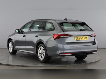 Used Skoda Octavia 2025 for sale - 76931201: Photo