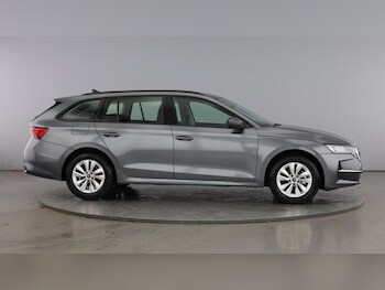 Used Skoda Octavia 2025 for sale - 76931201: Photo