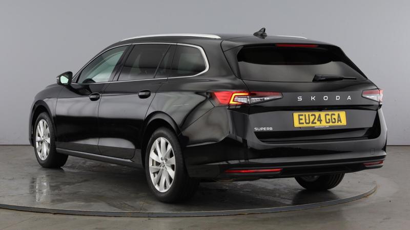 Used Skoda Superb 2024 for sale - 76028251: Photo 3