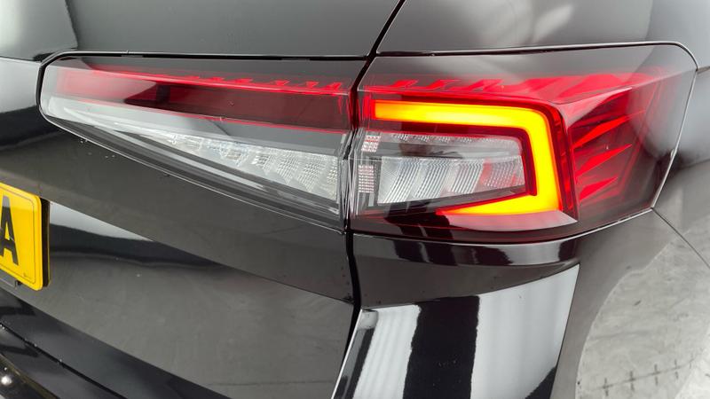 Used Skoda Superb 2024 for sale - 76028251: Photo 32