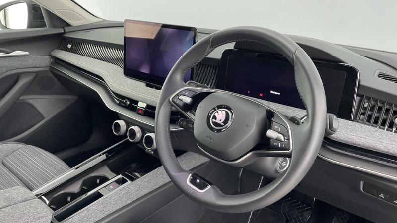 Used Skoda Superb 2024 for sale - 76028251: Photo 6