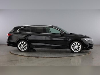 Used Skoda Superb 2024 for sale - 76277181: Photo