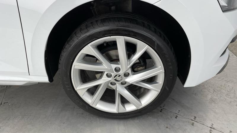 Used Skoda Kamiq 2023 for sale - 76117447: Photo 6
