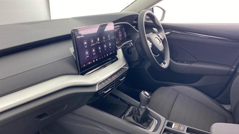 Used Skoda Octavia 2024 for sale - 76782223: Photo 2