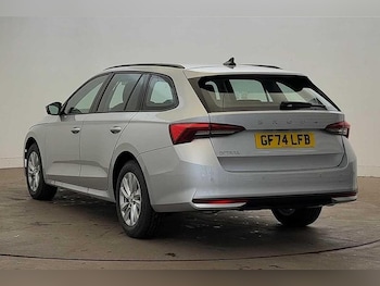 Used Skoda Octavia 2024 for sale - 76277298: Photo 3