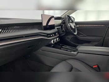 Used Skoda Superb 2024 for sale - 75308875: Photo