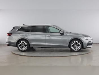 Used Skoda Superb 2024 for sale - 75308875: Photo