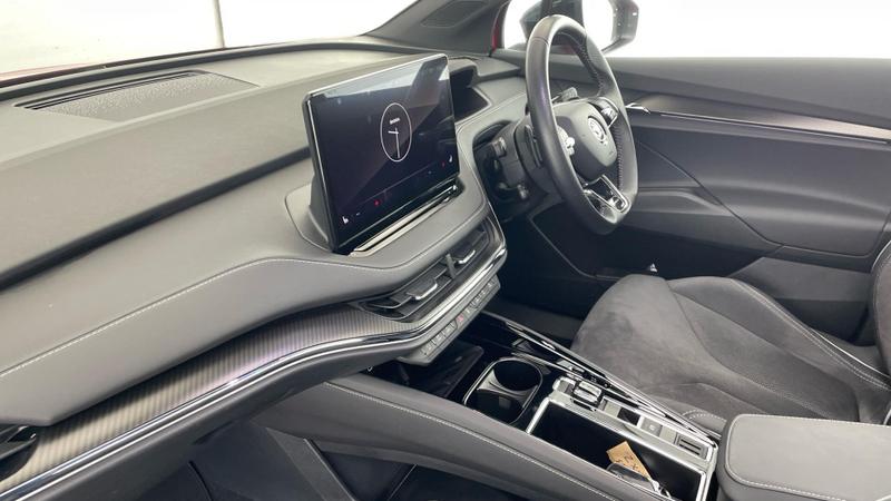 Used Skoda Enyaq 2023 for sale - 76391361: Photo 2