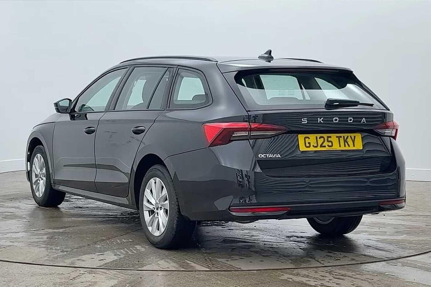 Used Skoda Octavia 2025 for sale - 78196609: Photo 3